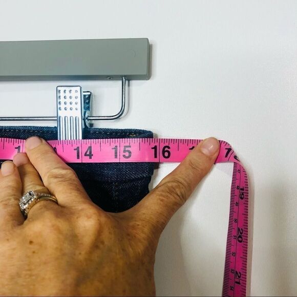 Banana Republic Straight Leg Jeans - Picture 6 of 10